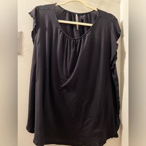 GUC Black Loft Outlet Tank top with slight ruffle arms